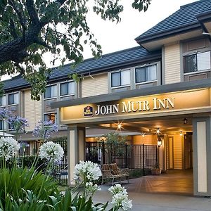 Best Western John Muir Inn